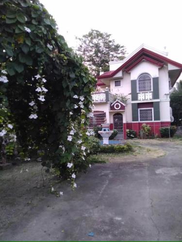 Pinamalayan House | Casa Emilia
