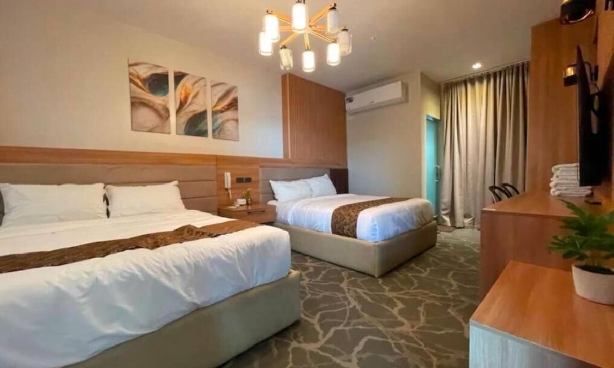 Aurora Hotel | Casa Familia Hotel