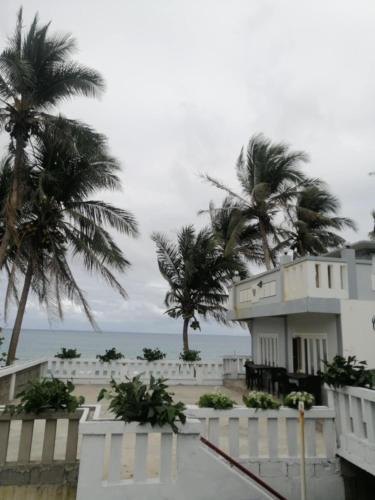 Santa Magdalena House | Casa Vacanza Talaonga Ocean View Resort -Viajeros Booking Services