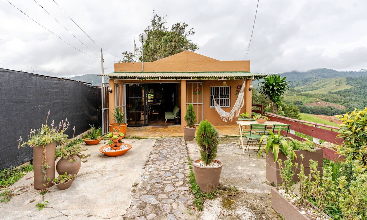 Constanza Cabin | Casita Alta Constanza, breathtaking views Pet Friendly