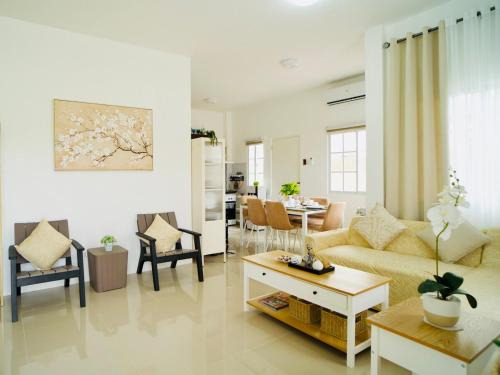 Dauis House | Cassandra's Place Panglao Bohol with pool
