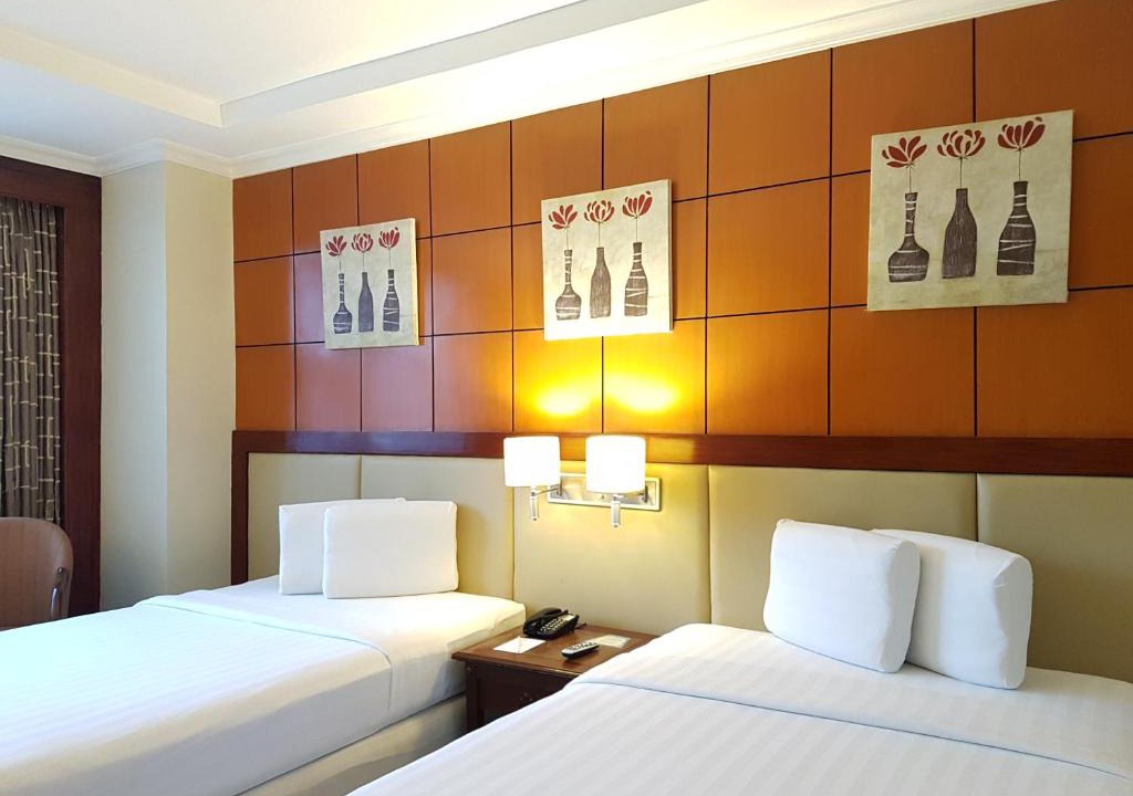 Lahug Hotel | Cebu Parklane International Hotel