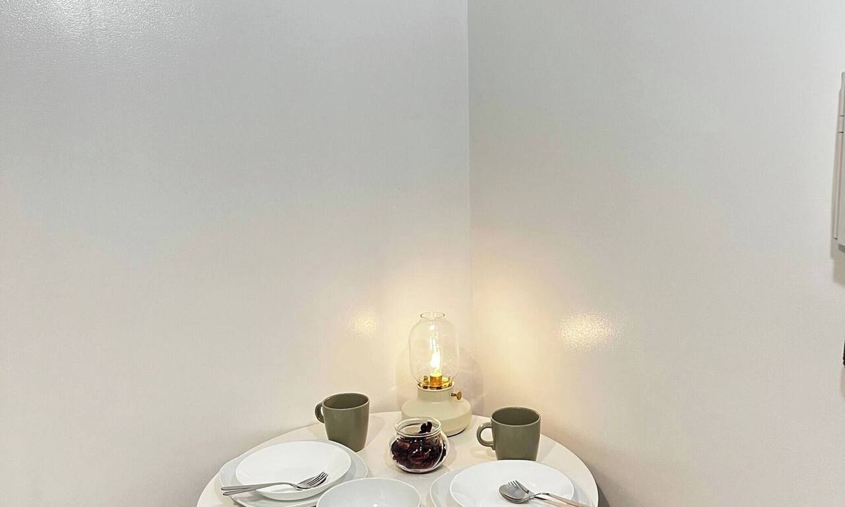 San Antonio Condo | Central Makati City View with Fast WiFi and Netflix