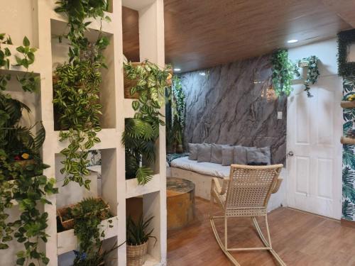 Bacolod House | Charming House with Private Pool