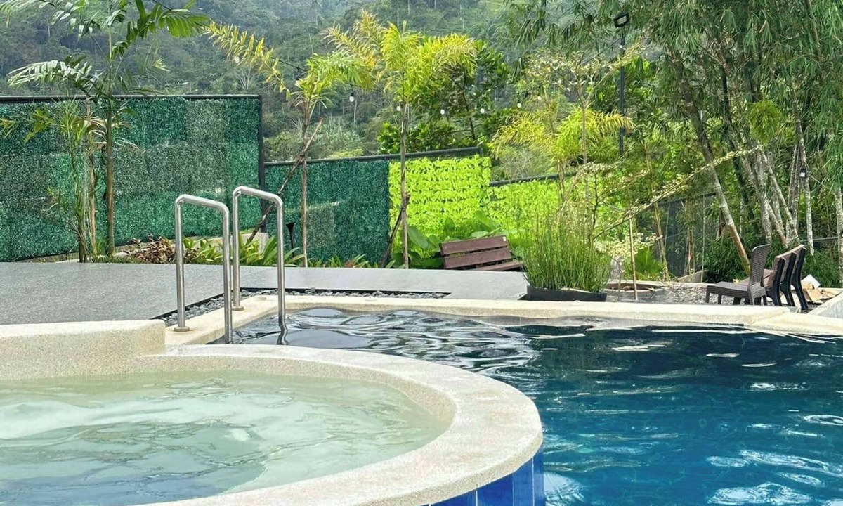 Buhangin Other | Charming Retreat Mountain Resort in Davao City with Jacuzzi