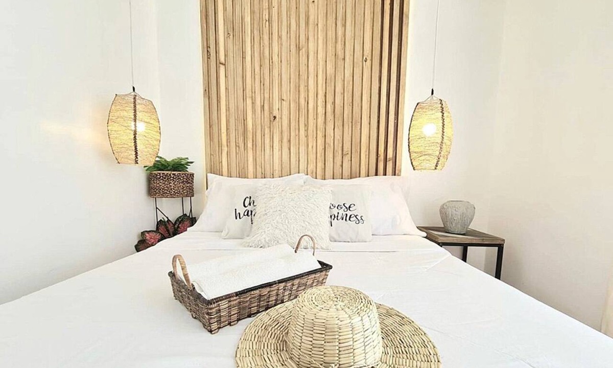 Basak Condo | Chic Condo Near Beach | Minutes from Airport | Wi-Fi