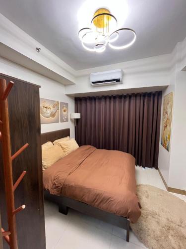 Legazpi Village Apartment | Chino Roces Makati - Paid Parking - Red Residences