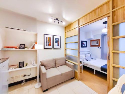 Pembo Apartment | Citispace 1BR Condotel Suite at Ridgewood Towers Near BGC Airport #RW09A