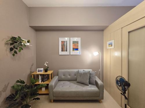 Barangka Ilaya Hotel | Citispace 1BR Condotel Suite at SM Light Residences #LT13A