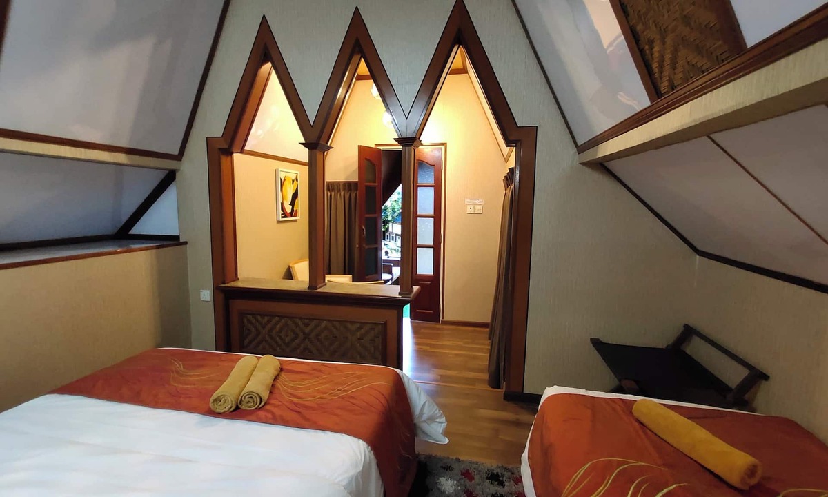 Pulau Perhentian Besar Resort | Classic Triple Room @ Coralview - BS