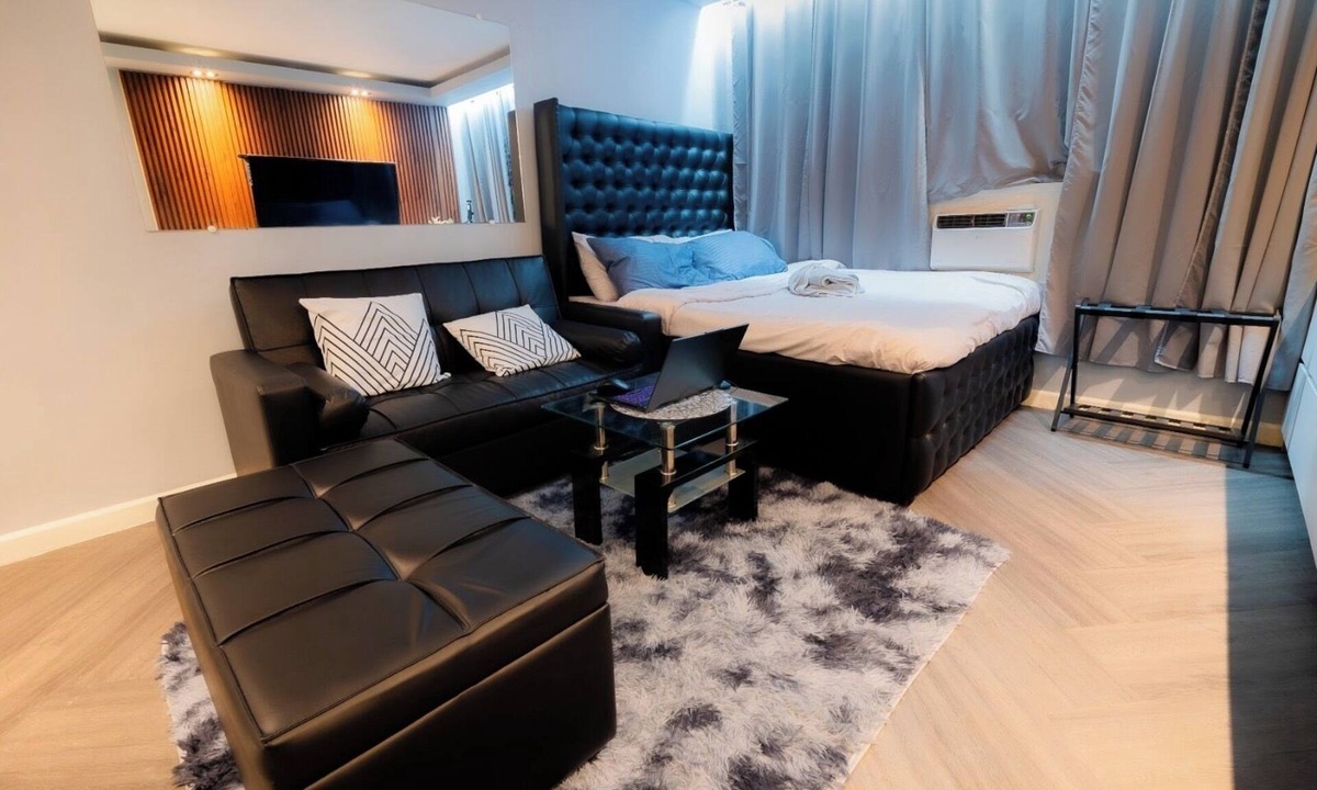 Lapu-Lapu Condo | Coastelle Stay - cozy 1-bedroom condo in fabulous Lapu-Lapu with AC