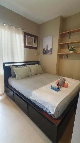 Luzon Apartment | Condo Unit with Balcony Avida IT Park