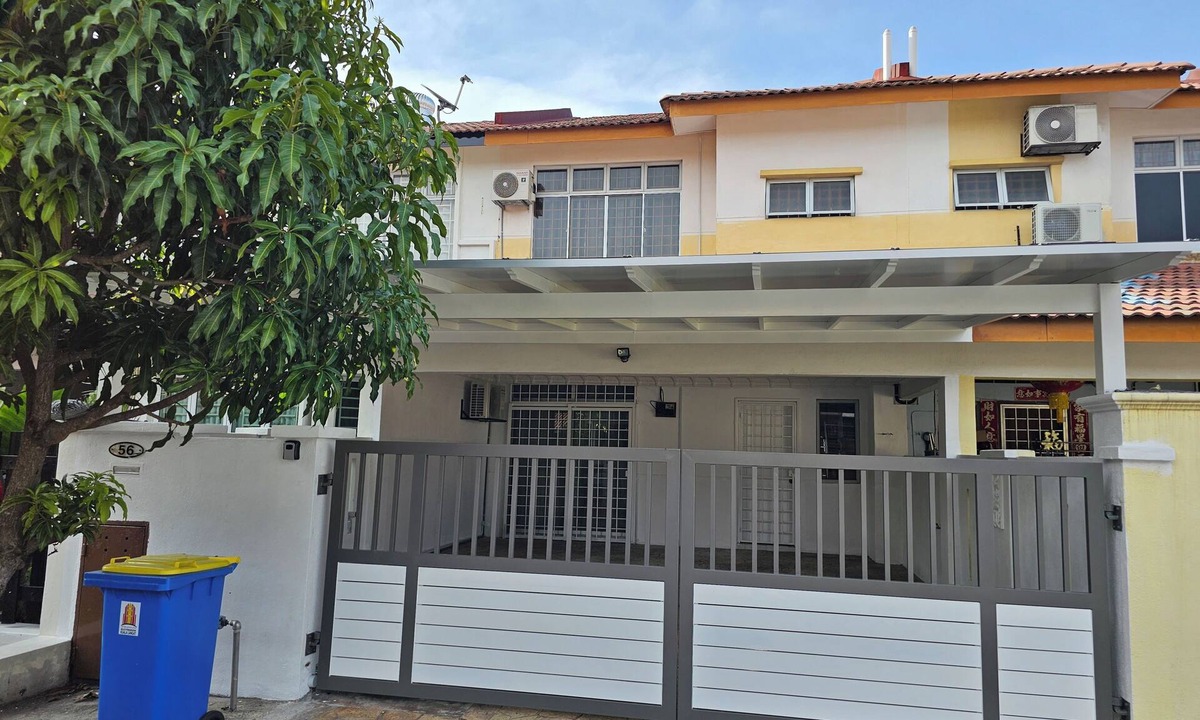 Bandar Saujana Putra House | Convenient & Comfortable Family Homestay at Bandar Saujana Putra