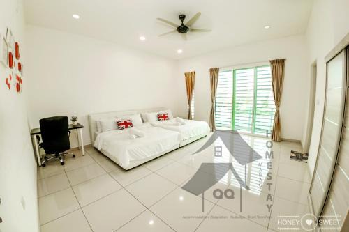 Bandar Sri Sendayan House | CosyStay - Hijayu Sendayan, Seremban - Family, Spacious with Free Parking, WiFi