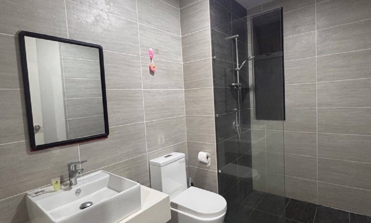 Kuala Lumpur Apartment | Cozy 1-bedroom apartment with AC in soothing Kuala Lumpur