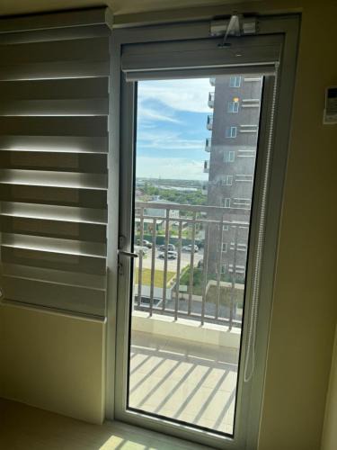 Iloilo Apartment | Cozy 1 bedroom with balcony