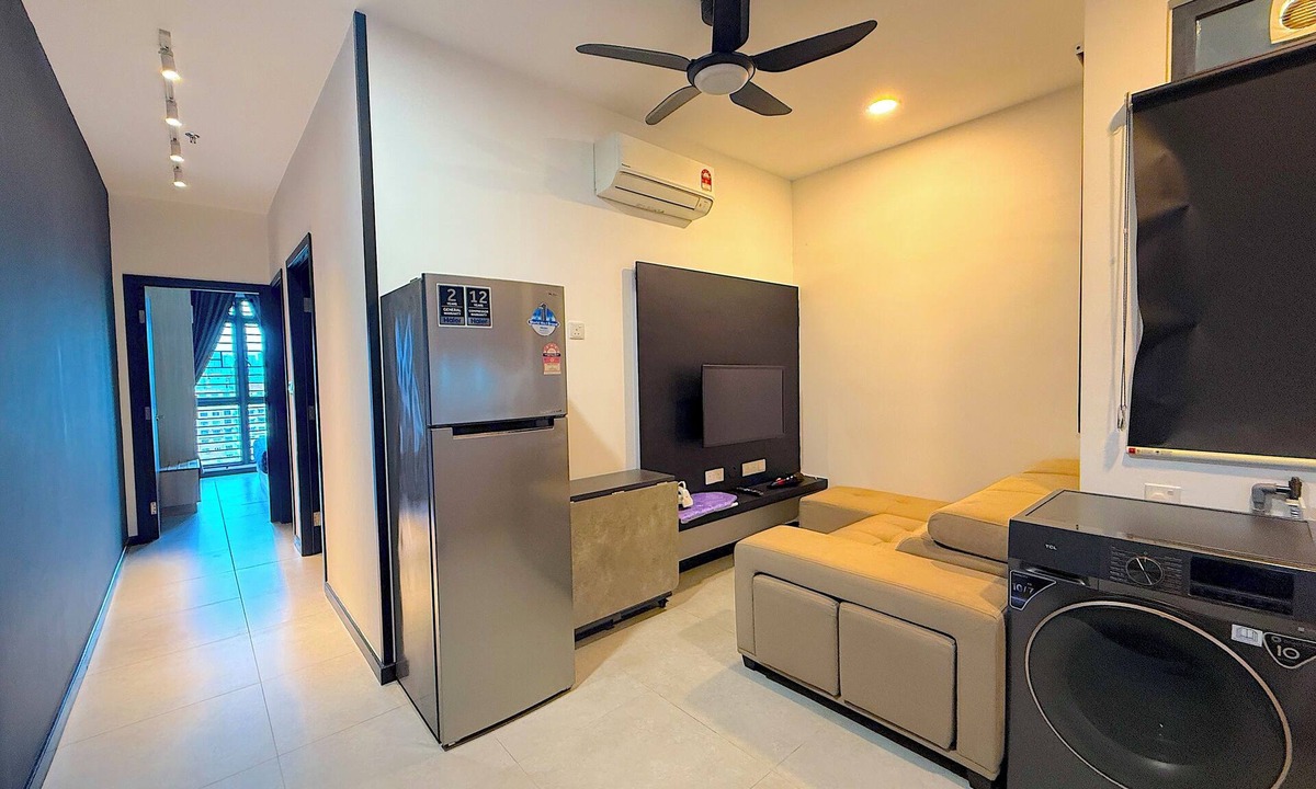 Kampung Pandan Dalam Apartment | Cozy 2-bedroom apartment in gorgeous Kuala Lumpur with AC, fitness room