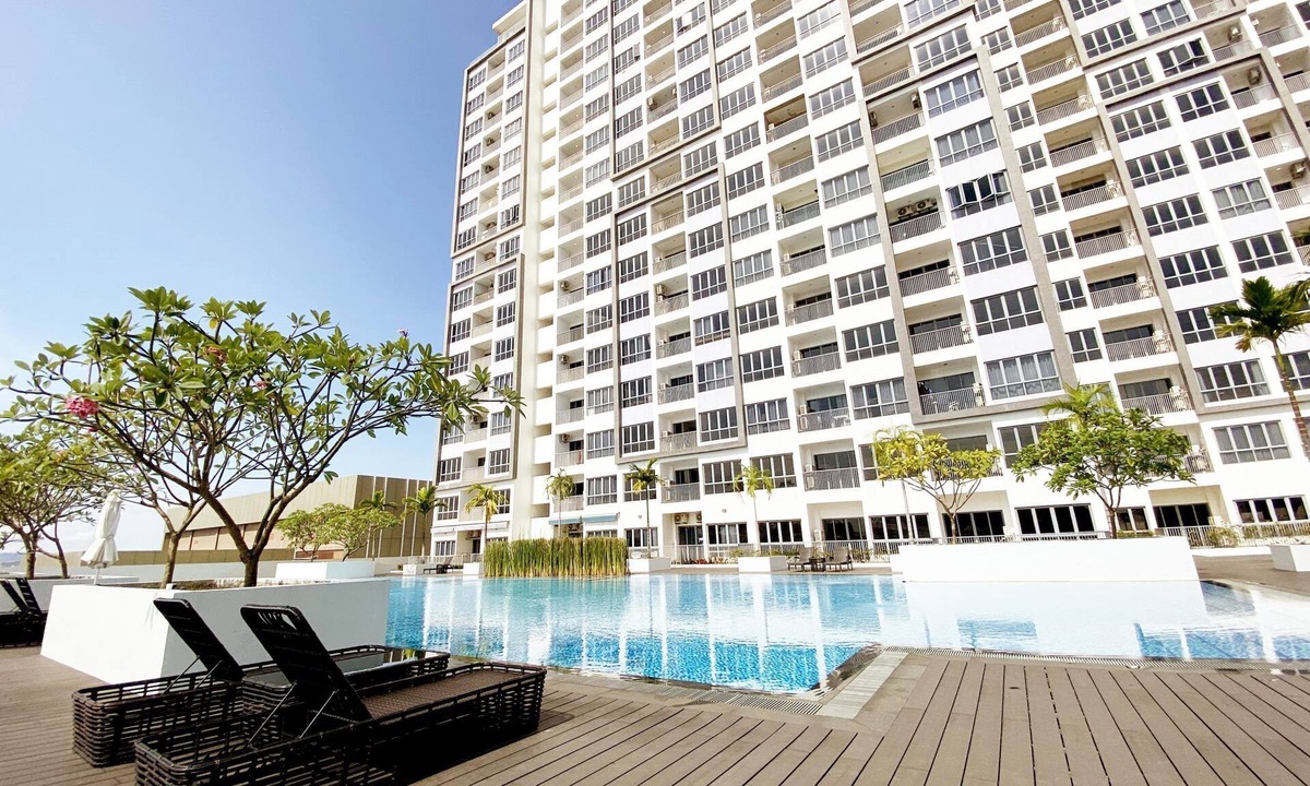 San Dionisio Apartment | Cozy 2 Bedroom Condo Apartment in Batam. Next to HarbourBay Ferry Terminal. Pool
