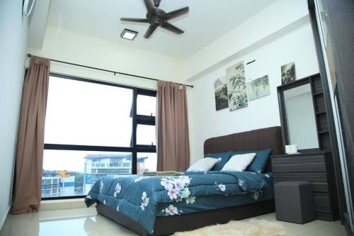 Cyberjaya Apartment | Cozy Hyve Soho Sky View Studio Wi-Fi Netflix Parking 116