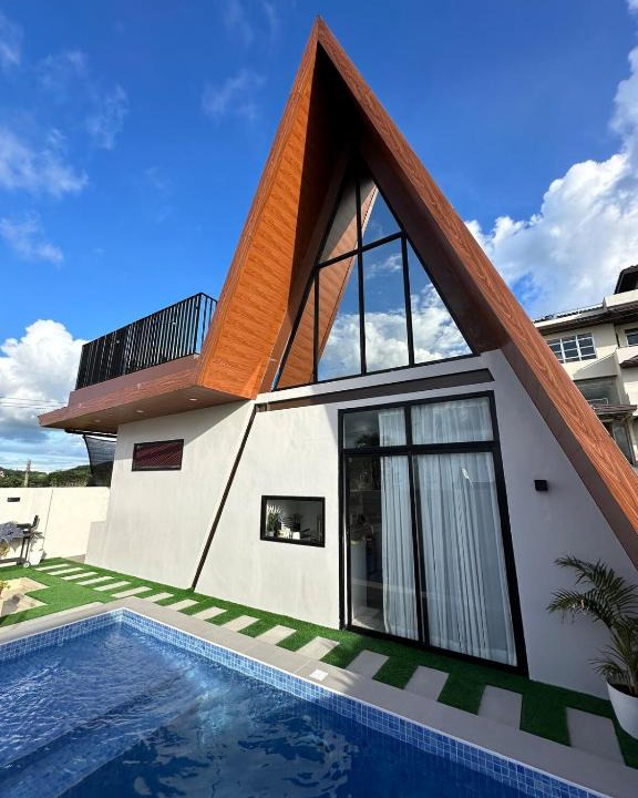 Tagaytay House | Cozy Modern A-Cabin in Tagaytay