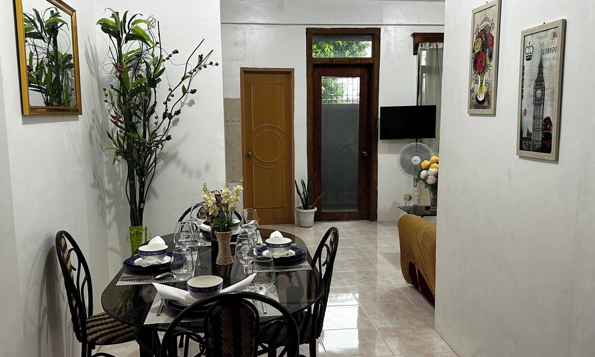 Tuguegarao Apartment | Cozy & Spacious 2BR apartment in serene Tuguegarao with AC & fast WiFi