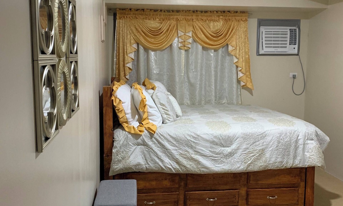 Muntinlupa Apartment | Cozy studio in awesome Avida Tower1 at Southpark Alabang Muntinlupa City