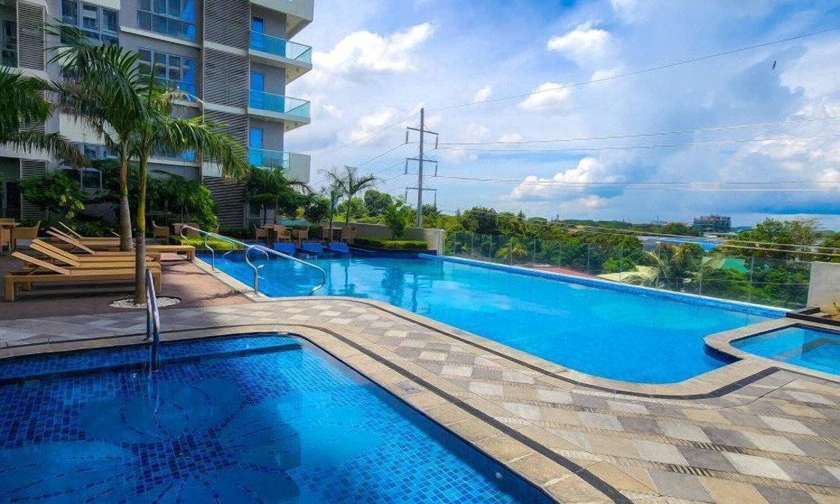 Mandurriao Apartment | Cozy Studio Living: Iloilo Charm with City Views