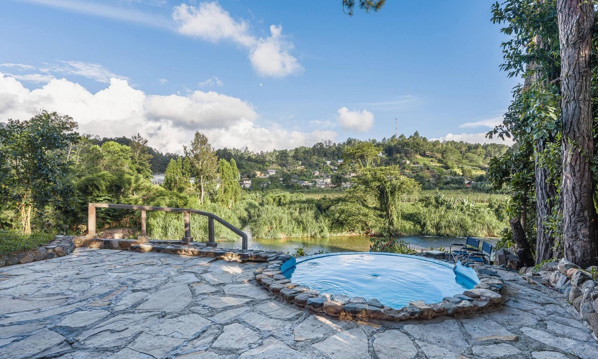 Constanza Villa | Cozy villa close to the rive in Arroyo Frio