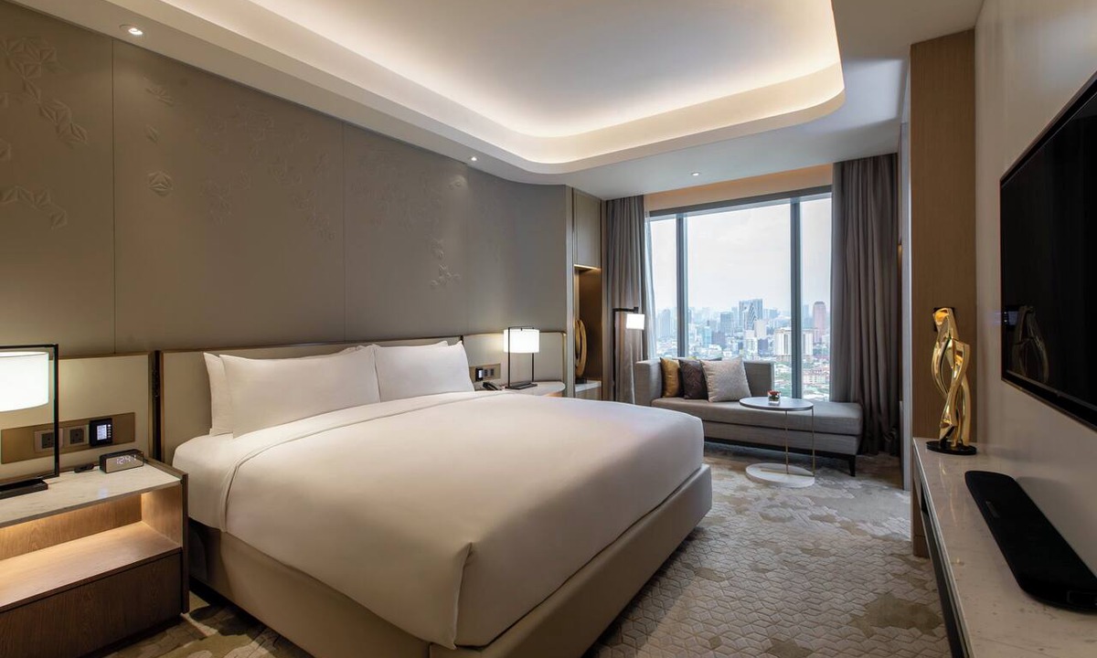 Kuala Lumpur City Centre Hotel | Crowne Plaza Kuala Lumpur City Centre by IHG