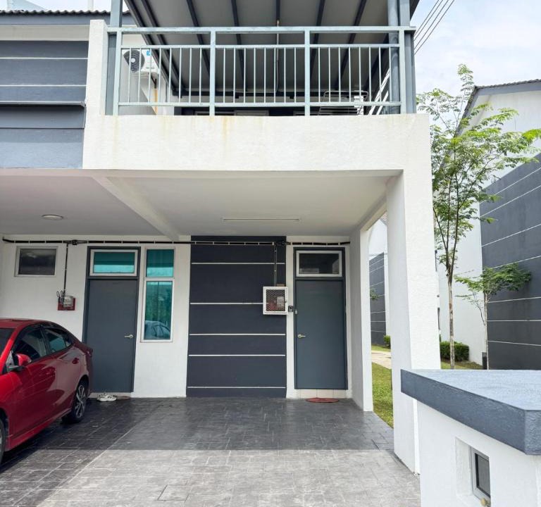 Kampung Rawa House | Cybersouth Townhouse Cozy Homestay 6PAX Netflix