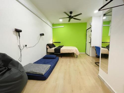 Bandar Sungai Long Hostel | D Cloud Homestay & Room
