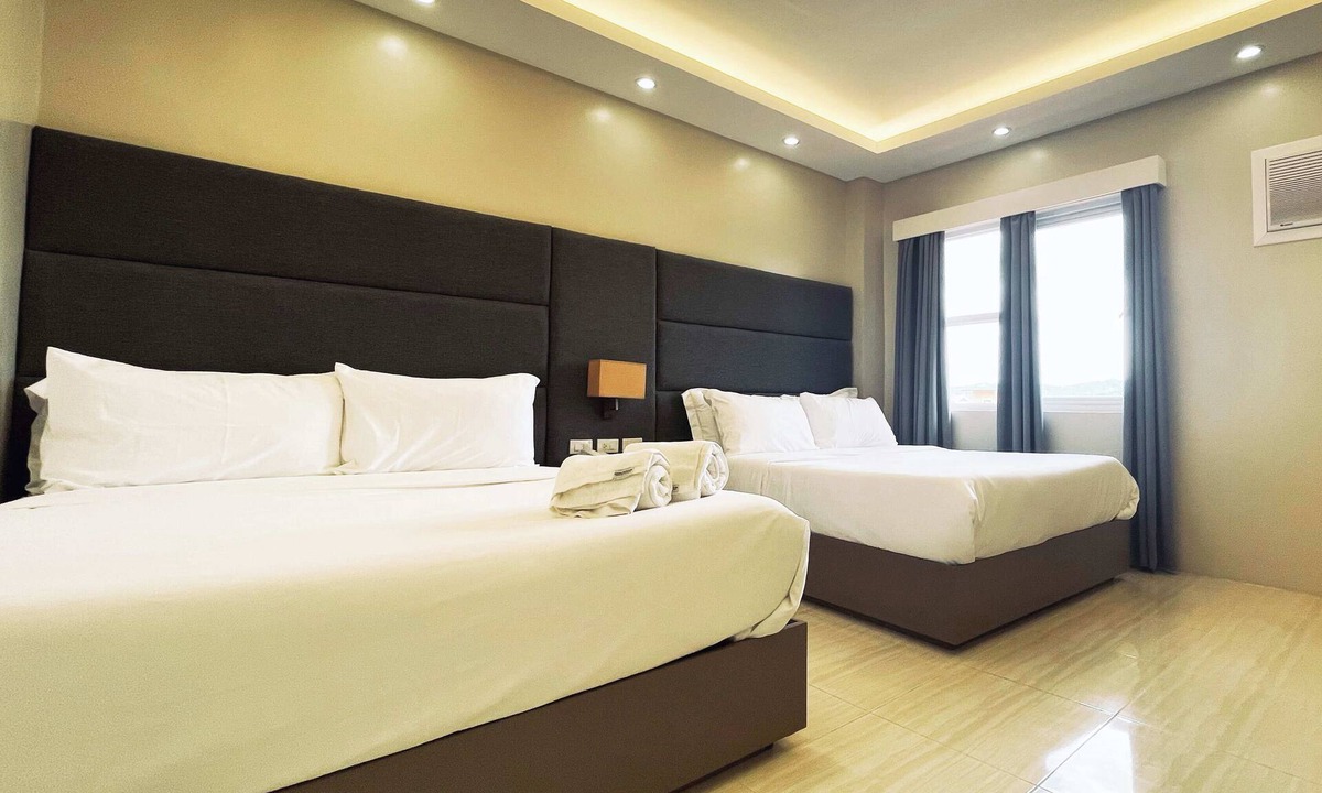 Legazpi House | Daraga Tourist Inn