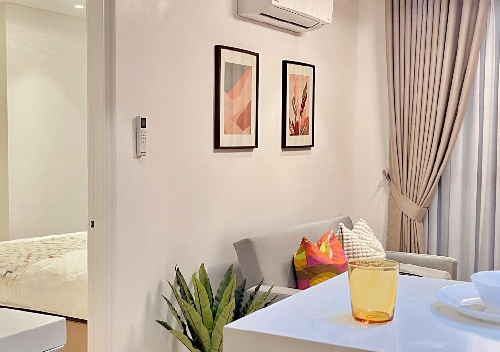 Pallocan Apartment | Debbie's Modern 1 BR Condo Unit