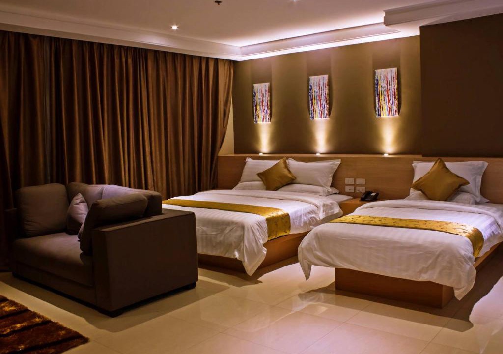 Santa Cruz Hotel | Dela Chambre Hotel