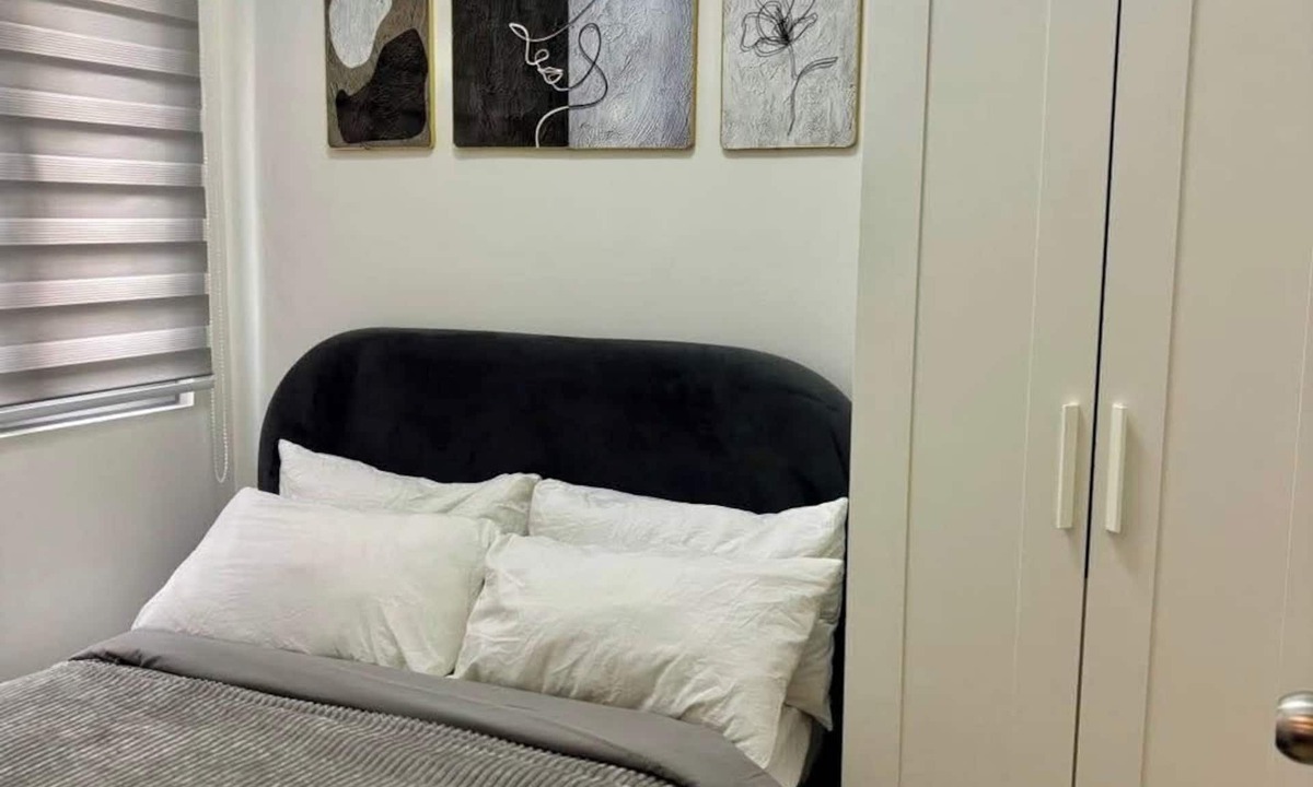 Taguig Apartment | Dela Serna Home
