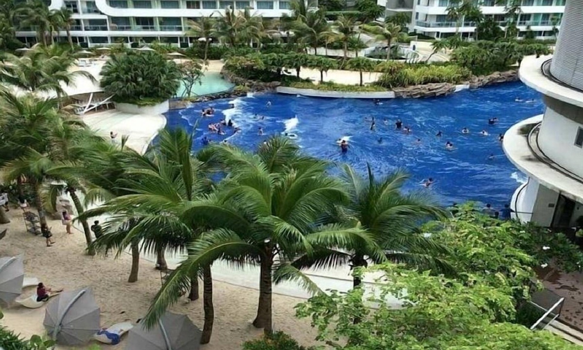 Don Bosco Apartment | Deluxe 1-BR Condominium Across the Beach