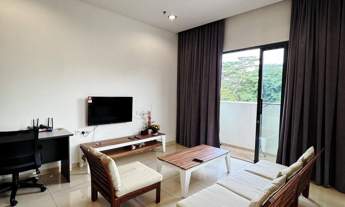 Kuala Lumpur Apartment | Desa Parkcity 1-bedroom apartment with AC in Kuala Lumpur