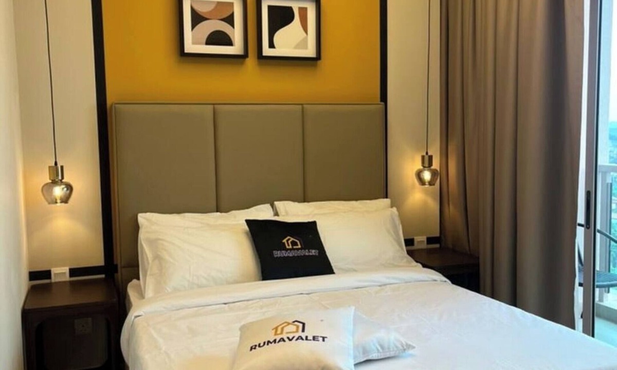Sri Hartamas Apartment | Designer Suite 4Pax | Bathtub | Netflix | Parking
