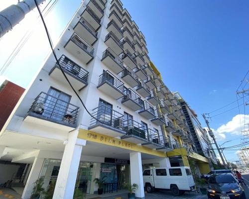 Palanan Hotel | Dian SUITES 1