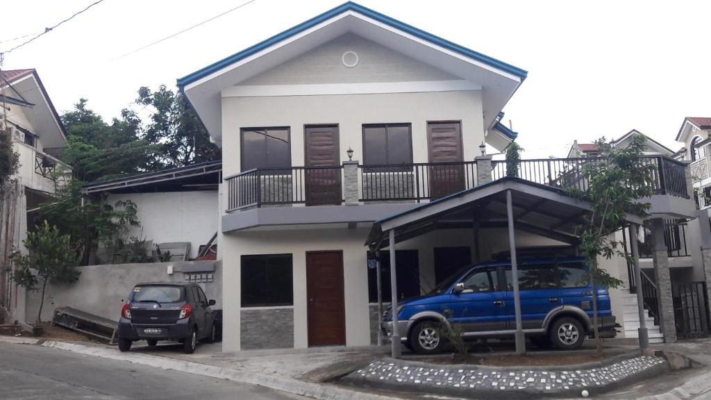 Silang House | Diaz Residence