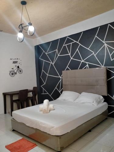 Cabanatuan Apartment | DJCI Apartelle Walk to Robinson & NE Pacific Mall 3 Min to SM Cabanatuan
