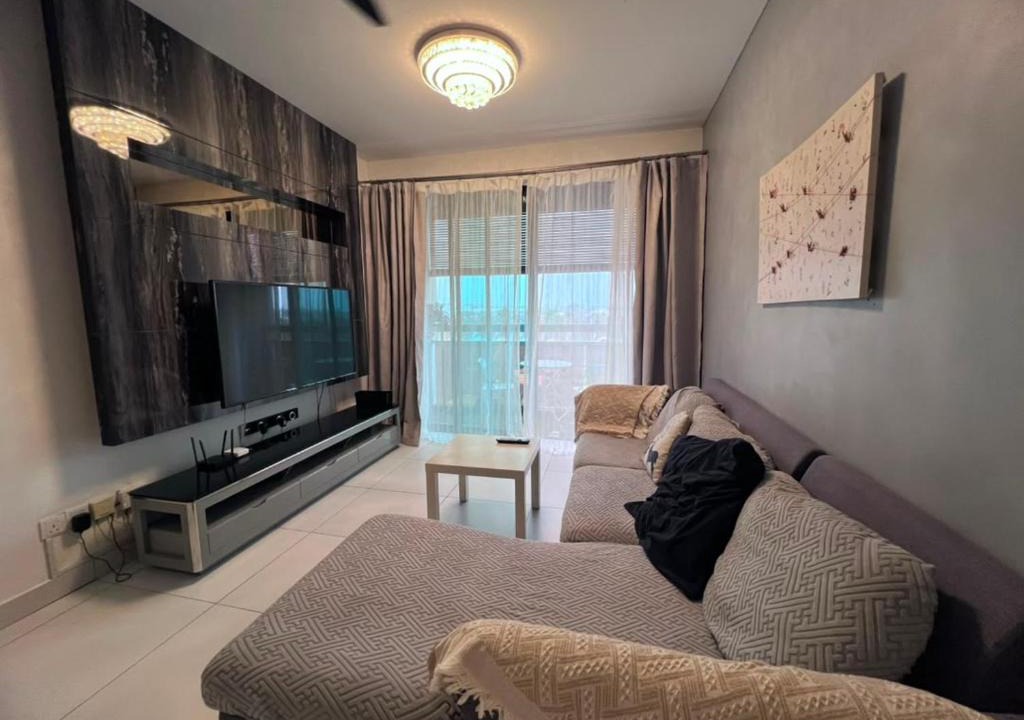 Pusat Komersil Lee Ling Apartment | DK Homestay Prima Homes Matang 3BR Sleeps 5