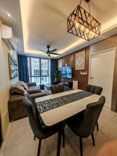 Pusat Komersil Lee Ling Apartment | DOH Suite & Staycation