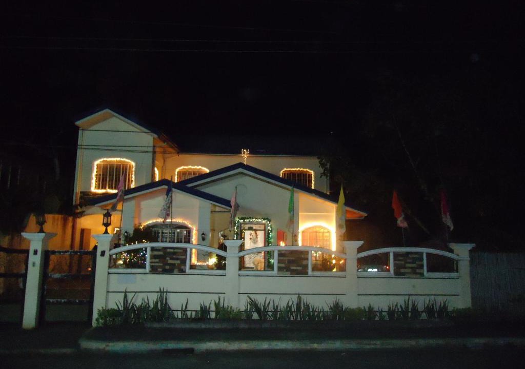 Donsol House | Donsol Aguluz Homestay