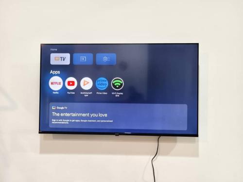 Sungai Buloh Apartment | Dsara Netflix tv 5 pax direct mrt next segi college