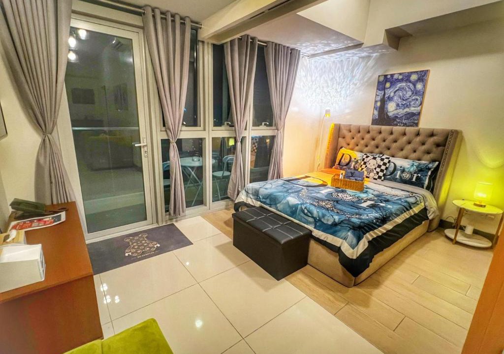Bonifacio Global City Apartment | EG Private House -Service APT Hotel