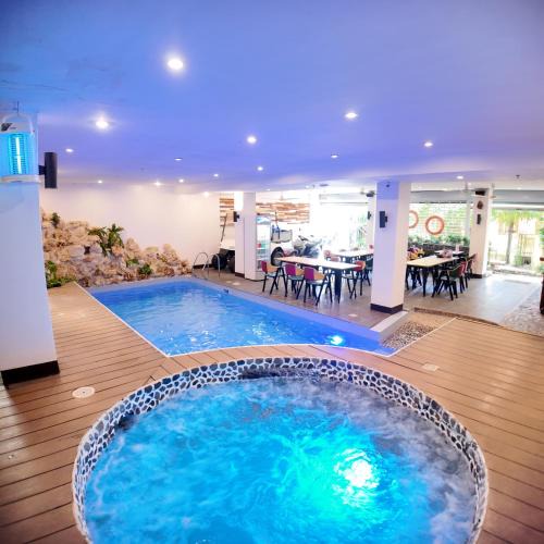 Manoc-Manoc Resort | El Puerto Boracay
