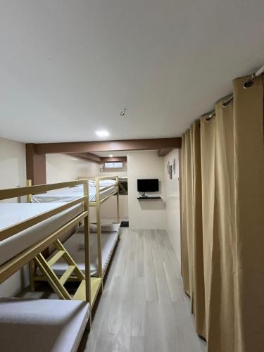 Laguindingan Hotel | Elejea's Inn