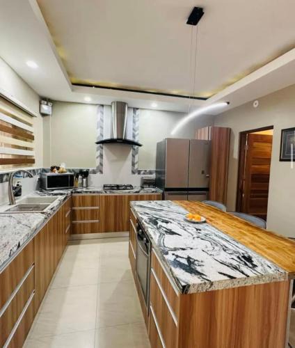 Dauis Villa | Elevated 4 Bedroom Home