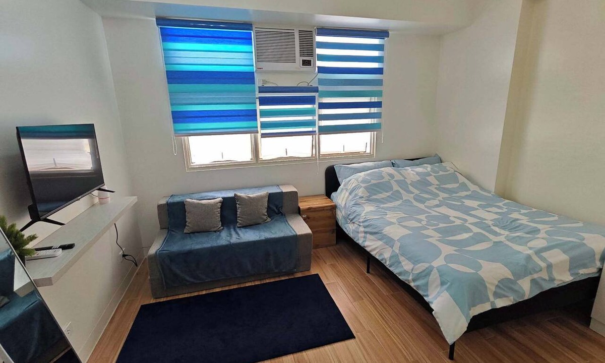 Binan City Apartment | Enjoy a cozy and minimalist unit in the heart of Southwoods, Biñan.